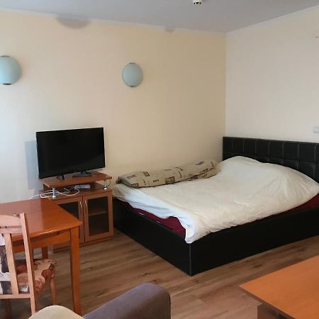 Ski Zone At Gondola, Perfect One Bdrm, Fast Wifi, Netflix, Quiet, Warm Bansko Exteriör bild